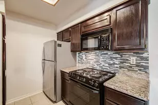 8299 Cambridge St, Houston, TX 77054 - Photo 11