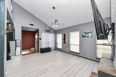 7877 Kendalia Drive, Houston, TX 77036 - Photo 7
