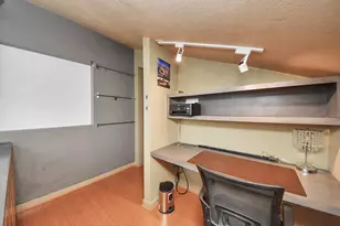 7877 Kendalia Dr, Houston, TX 77036 - Photo 23