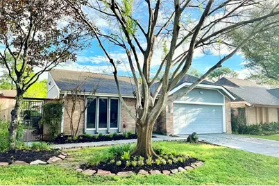11954 Brook Meadows Lane, Meadows Place, TX 77477 - Photo 3