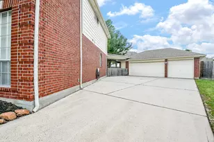 20423 Forest Dr, Spring, TX 77388 - Photo 7