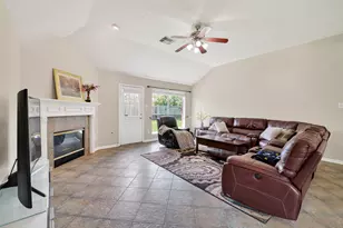 3210 Princess Bay Ct, Pearland, TX 77584 - Photo 11