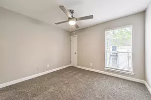 1111 W Main St, League City, TX 77573 - Photo 11