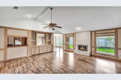 10919 Paulwood Drive, Houston, TX 77071 - Photo 7