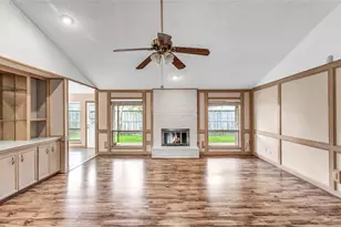 10919 Paulwood Dr, Houston, TX 77071 - Photo 5