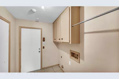 10919 Paulwood Drive, Houston, TX 77071 - Photo 11