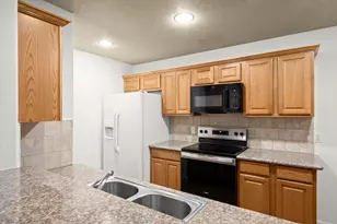 16807 Crestmont, Montgomery, TX 77316 - Photo 11