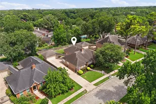 15123 Greenleaf Ln, Houston, TX 77062 - Photo 43