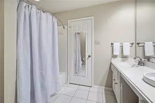 15123 Greenleaf Ln, Houston, TX 77062 - Photo 33