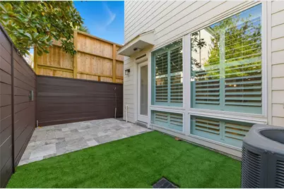 805 Birdsall Street, Houston, TX 77007 - Photo 13