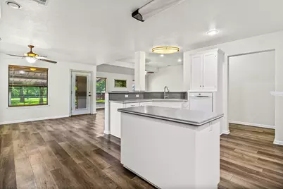 846 Savannah Lane, Livingston, TX 77351 - Photo 9