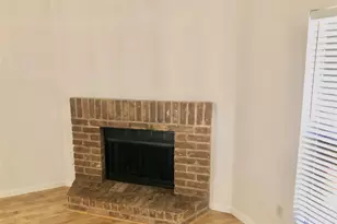 3100 Walnut Bend Ln, Houston, TX 77042 - Photo 7