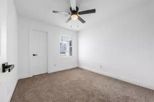 5734 Farwell Dr, Houston, TX 77035 - Photo 21