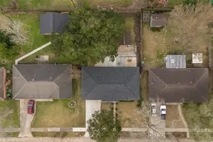 5734 Farwell Dr, Houston, TX 77035 - Photo 45
