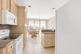 527 Aweigh Dr, Crosby, TX 77532 - Photo 9