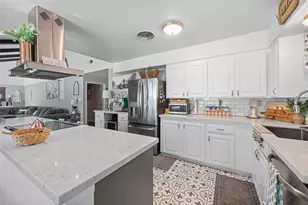 257 Point Clear Dr, Panorama Village, TX 77304 - Photo 13