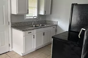 6309 Crane St, Houston, TX 77026 - Photo 3