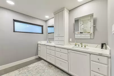 10015 Lynbrook Drive, Houston, TX 77042 - Photo 27