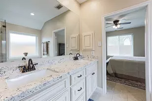 3034 Glenthorpe Ln, Katy, TX 77494 - Photo 9