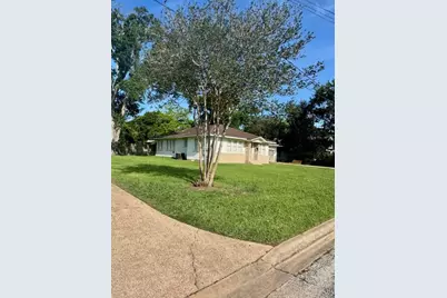 913 Fowlkes Street, Sealy, TX 77474 - Photo 15