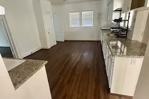 913 Fowlkes St, Sealy, TX 77474 - Photo 7