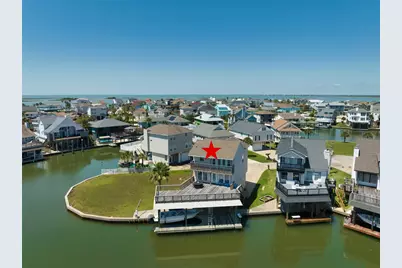 543 Sunset Circle, Galveston, TX 77554 - Photo 1