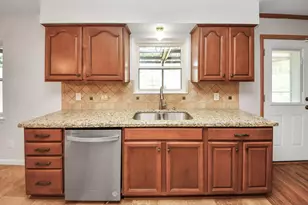 1110 E Brown Ln, Deer Park, TX 77536 - Photo 11