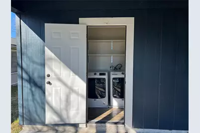 1034 E 3rd Street, Bellville, TX 77418 - Photo 17