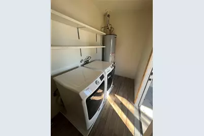 1034 E 3rd Street, Bellville, TX 77418 - Photo 19