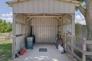 17318 Penick Rd, Waller, TX 77484 - Photo 23