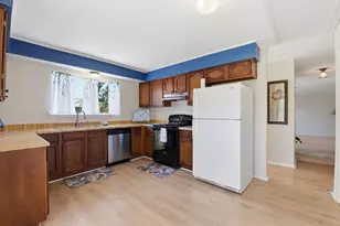 6102 Knotty Post Ln, Spring, TX 77373 - Photo 13