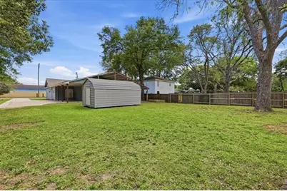 6309 32nd Street, Groves, TX 77619 - Photo 33