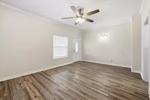 6309 32nd St, Groves, TX 77619 - Photo 17