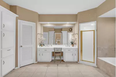 6034 Oak Creek Lane, Spring, TX 77379 - Photo 19