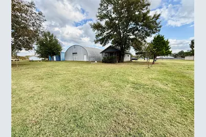 143 W Airway, Livingston, TX 77351 - Photo 33
