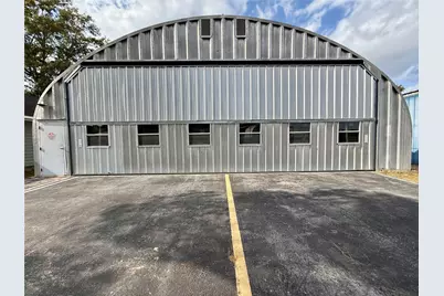 143 W Airway, Livingston, TX 77351 - Photo 3