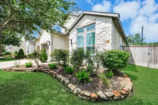 13202 James Terrace Ln, Houston, TX 77059 - Photo 3
