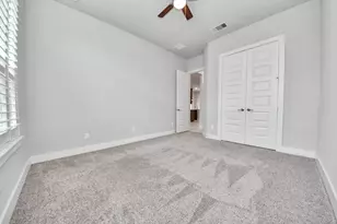 13202 James Terrace Ln, Houston, TX 77059 - Photo 9