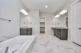 13202 James Terrace Ln, Houston, TX 77059 - Photo 27