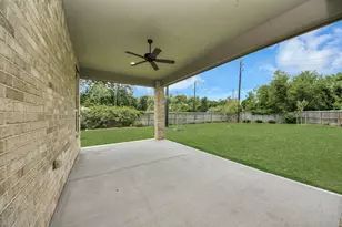 13202 James Terrace Ln, Houston, TX 77059 - Photo 31