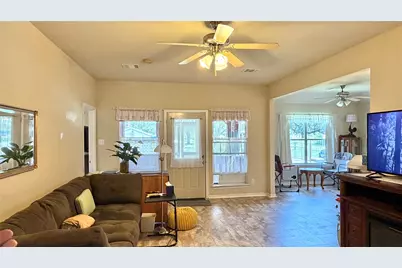 396 Newcom Lane, Sealy, TX 77474 - Photo 7