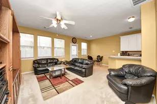 17267 Oakwood Chase Dr, Spring, TX 77379 - Photo 9