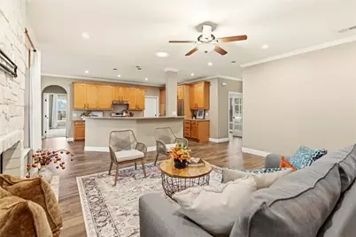 801 Mountain Crest Drive, Wimberley, TX 78676 - Photo 5
