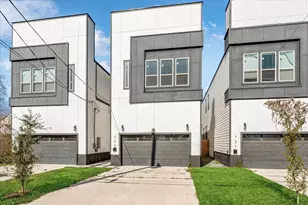 725 E 37th St, Houston, TX 77022 - Photo 3