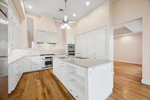 1501 Harbor View Cir, Galveston, TX 77550 - Photo 9