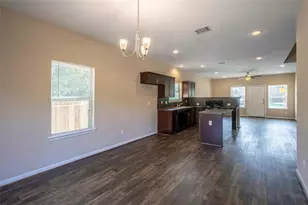 8126 Cabot St, Houston, TX 77078 - Photo 5