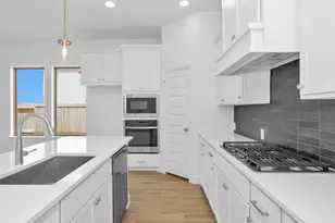 30927 Star Gazer Rd, Fulshear, TX 77423 - Photo 9