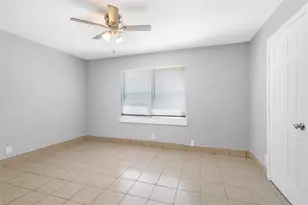 4401 Denmark St, Houston, TX 77016 - Photo 11