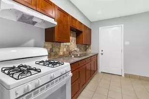 4401 Denmark St, Houston, TX 77016 - Photo 5
