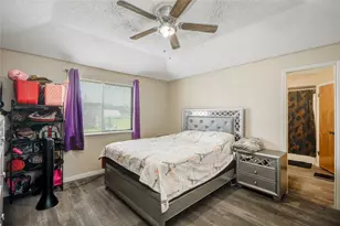 119 Basswood St, Lake Jackson, TX 77566 - Photo 23